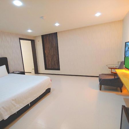 Hotel Rhangju Seogwipo Extérieur photo