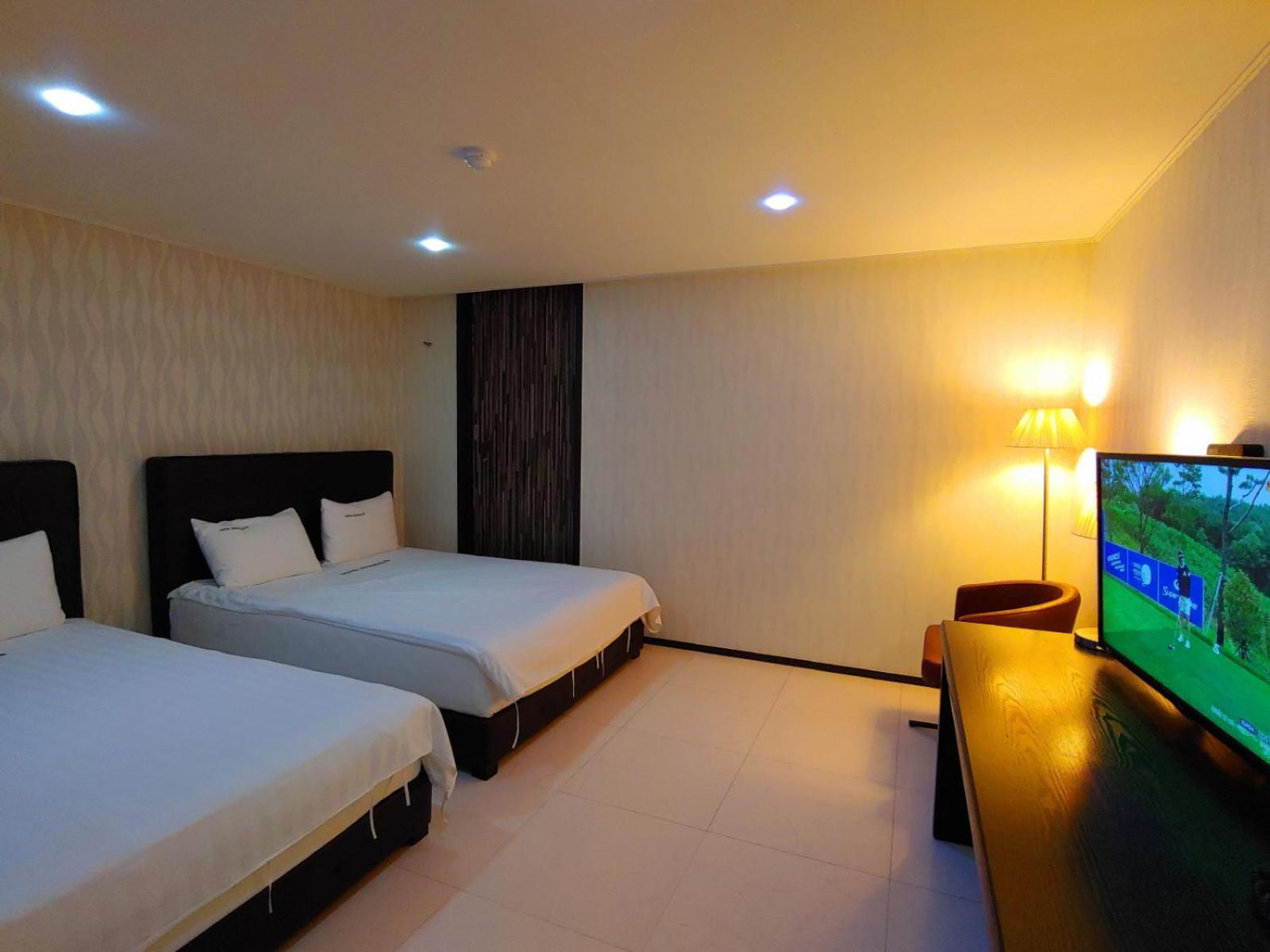 Hotel Rhangju Seogwipo Extérieur photo