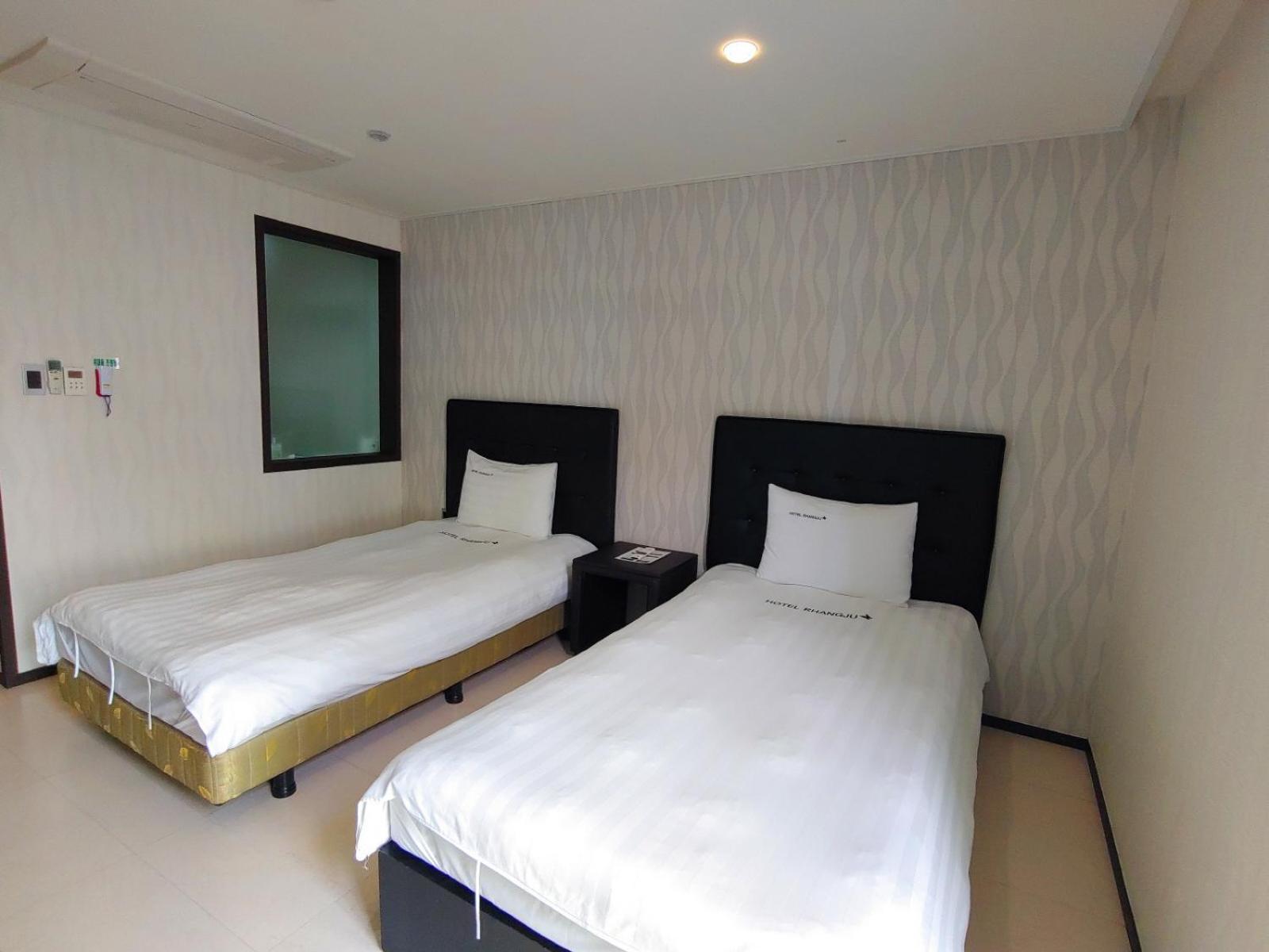 Hotel Rhangju Seogwipo Extérieur photo