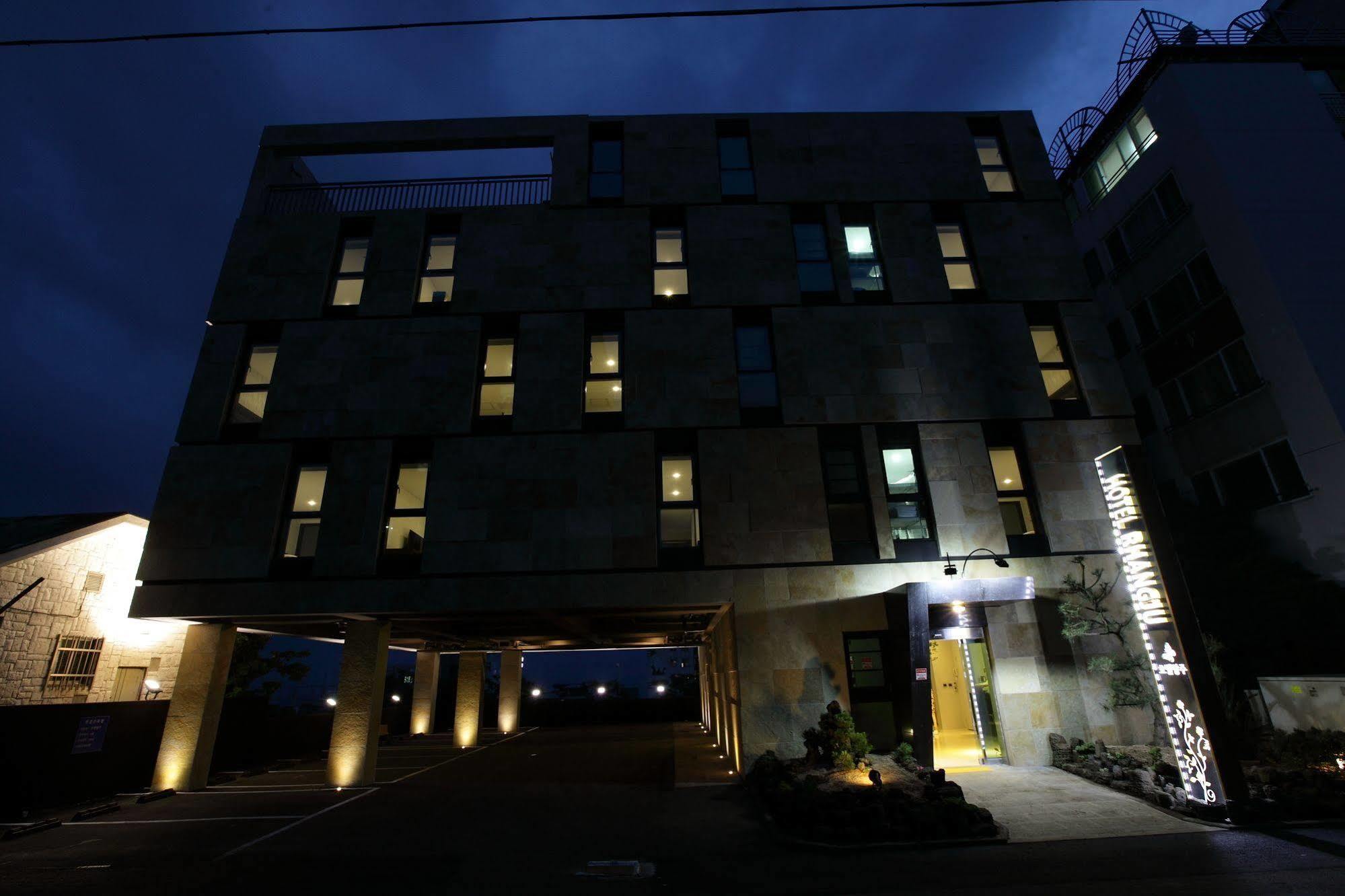 Hotel Rhangju Seogwipo Extérieur photo